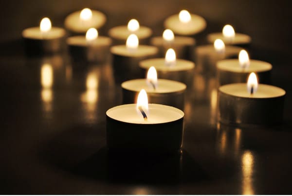 candles condolences1