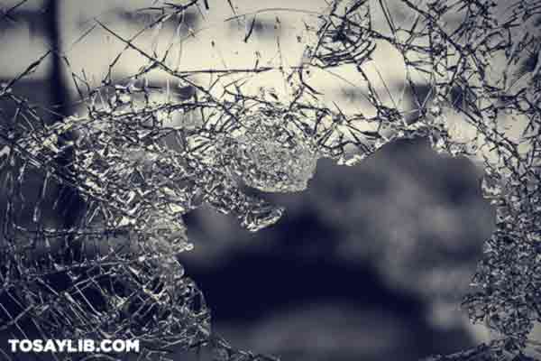 22 Photo of a shattered glass
