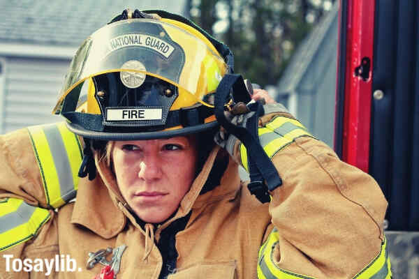 woman fire fighter fire fighter