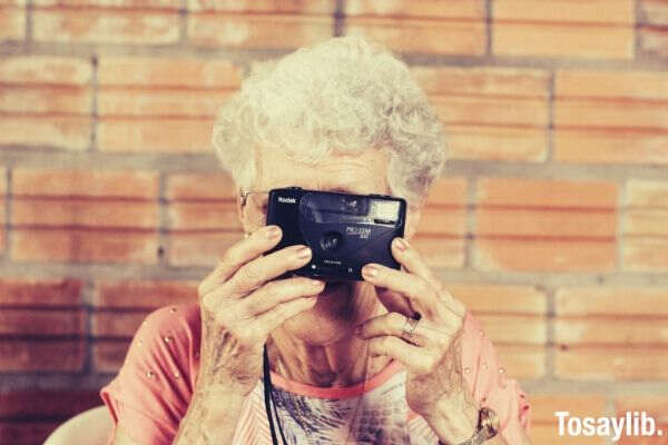 grandma_kodak_camera