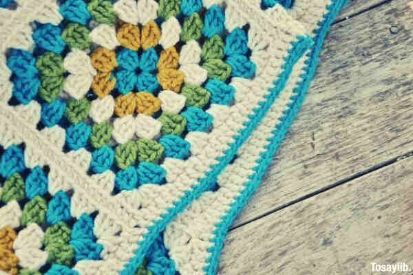 stitch yarn blue stitch