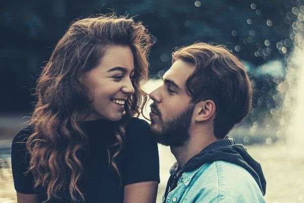 20 Sweet Ways to Tell Your Boyfriend You Love Him