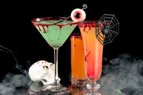 02 bloody halloween orange and green cocktails smoke