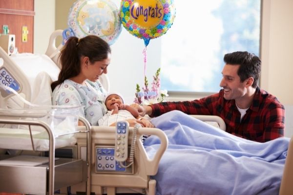 03 family new born baby post natal congrats balloon
