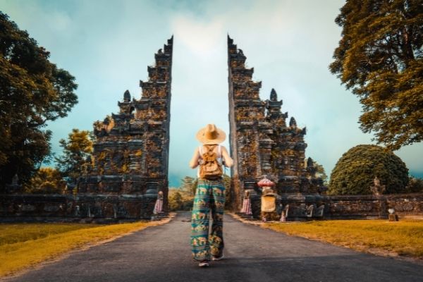 woman backpack exploring bali indonesia