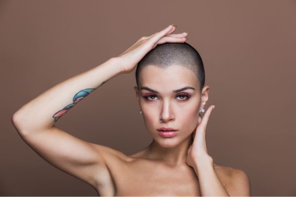 modern beauty portrait young woman shaved