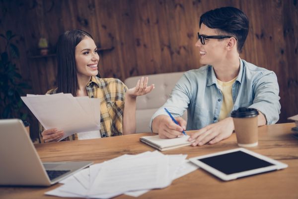 college students analyzing homework library